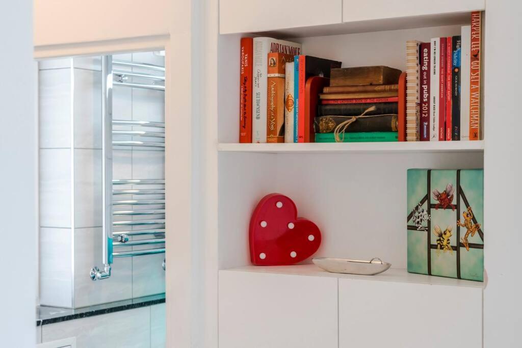 The Clarence, Central London Apartment W/ Wifi Экстерьер фото